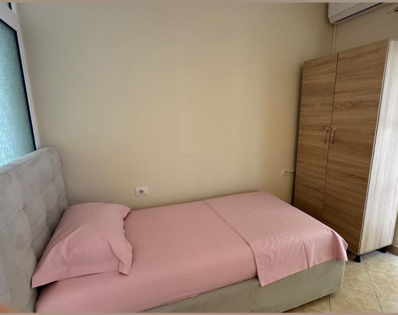Sea & Gardenview Apartments Дуррес Екстер'єр фото