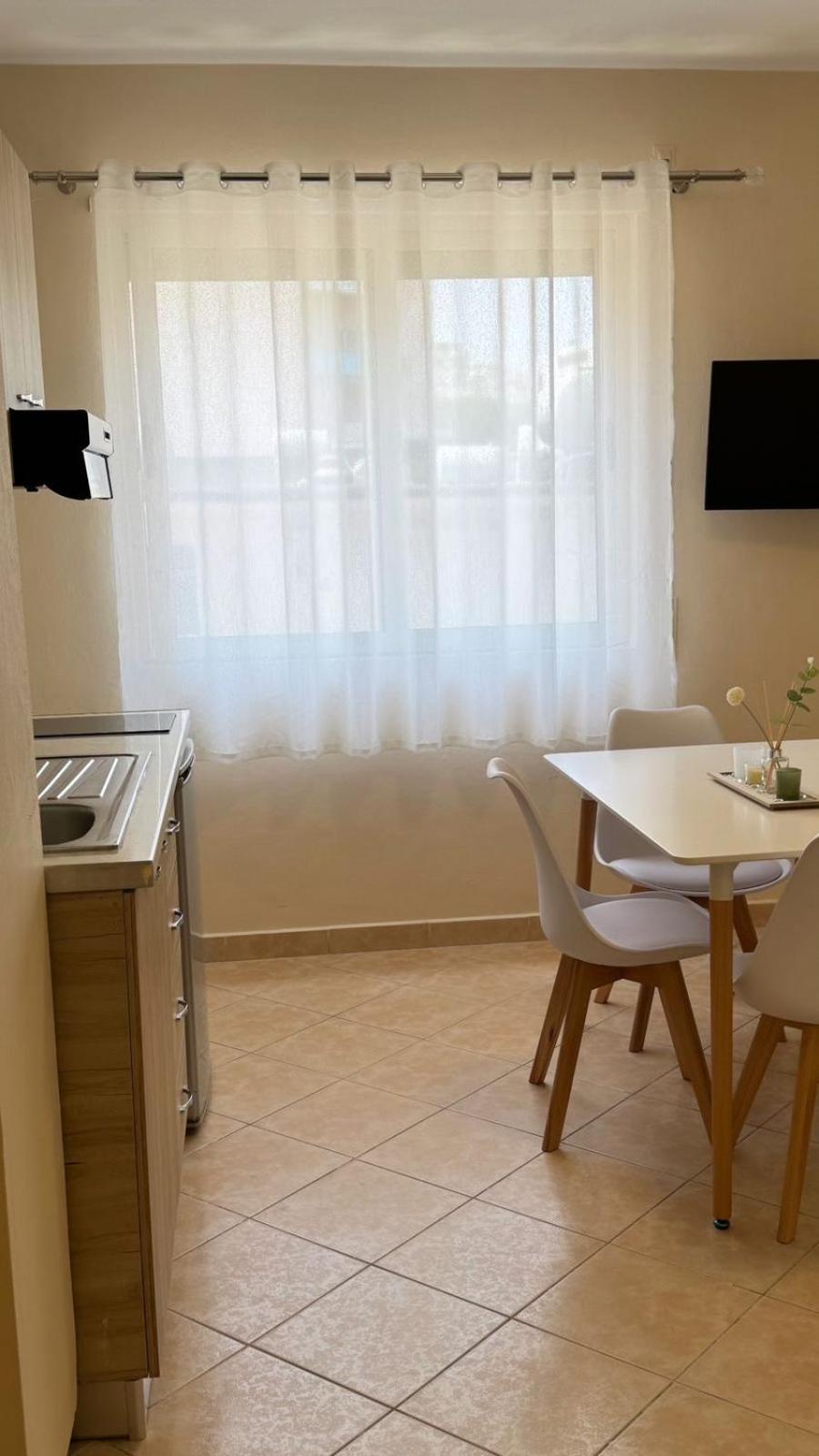 Sea & Gardenview Apartments Дуррес Екстер'єр фото