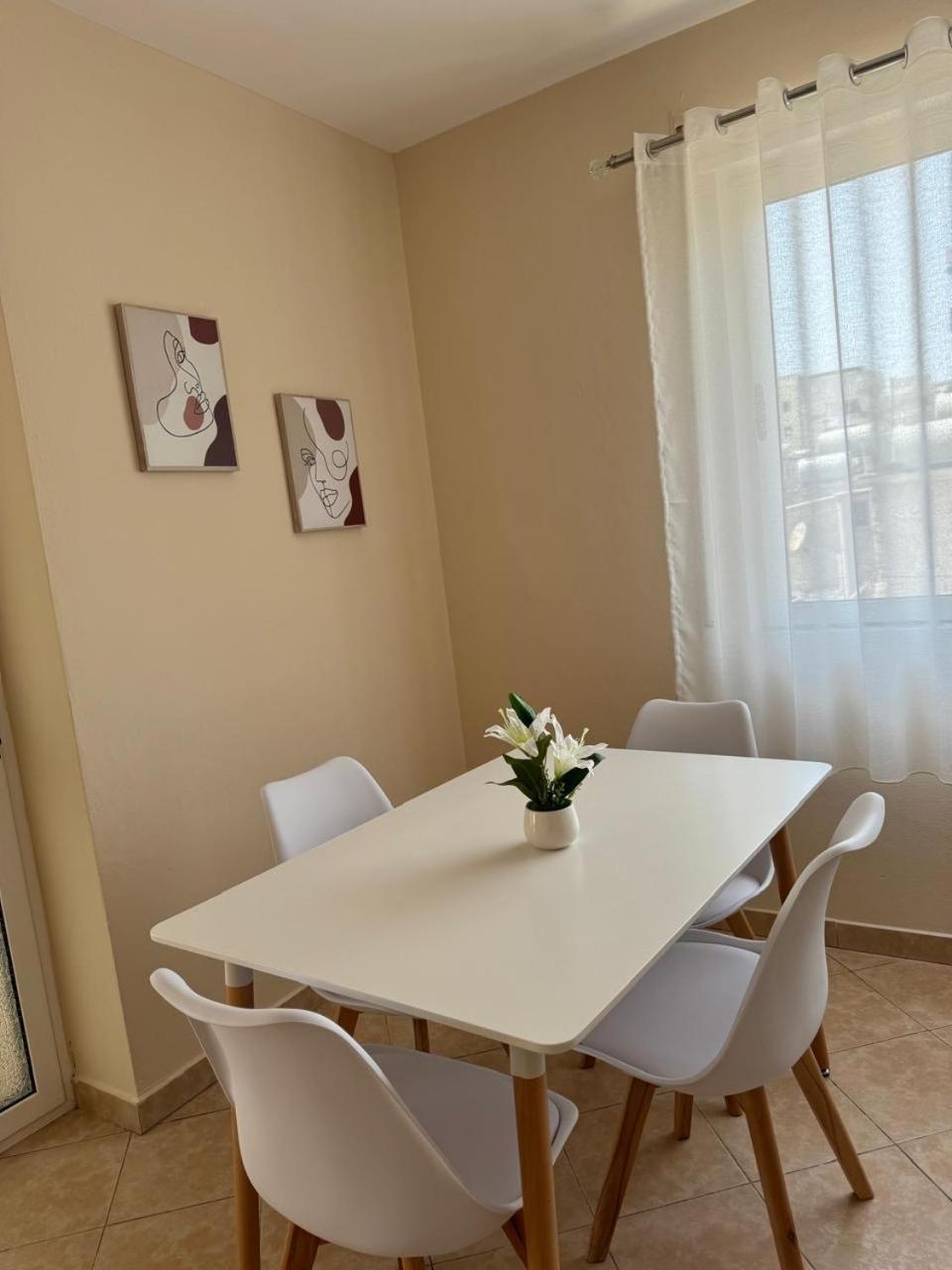 Sea & Gardenview Apartments Дуррес Екстер'єр фото